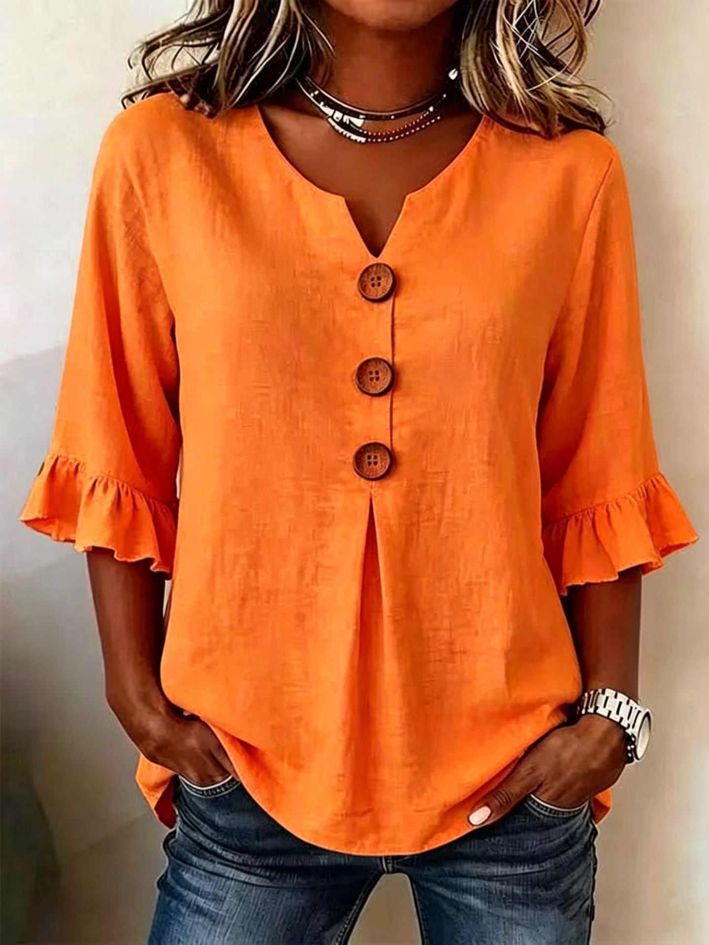 Linnen blouse "Céline" — V-hals met knoopsluiting