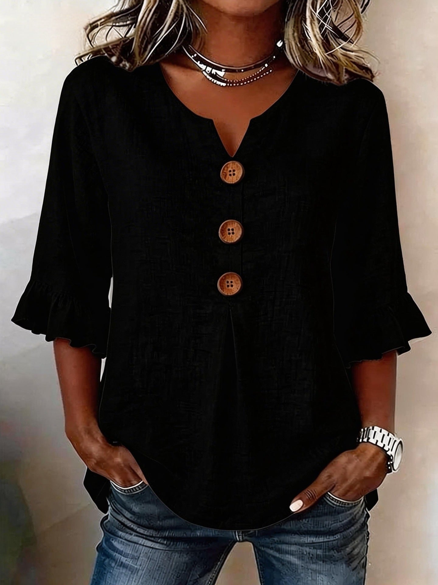 Linnen blouse "Céline" — V-hals met knoopsluiting
